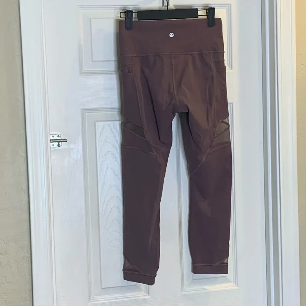 Lululemon Mesh In Motion Crop *23
